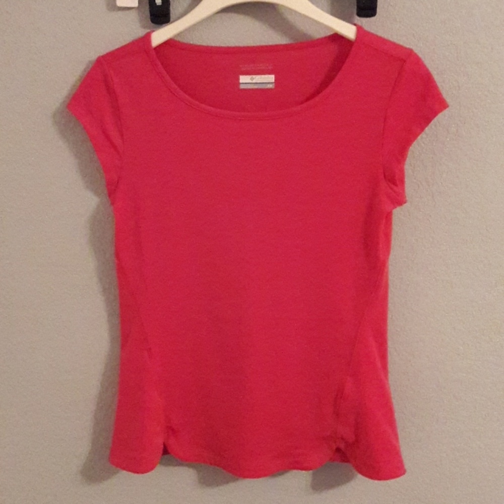 💎 2/$8 💎 Columbia Tee